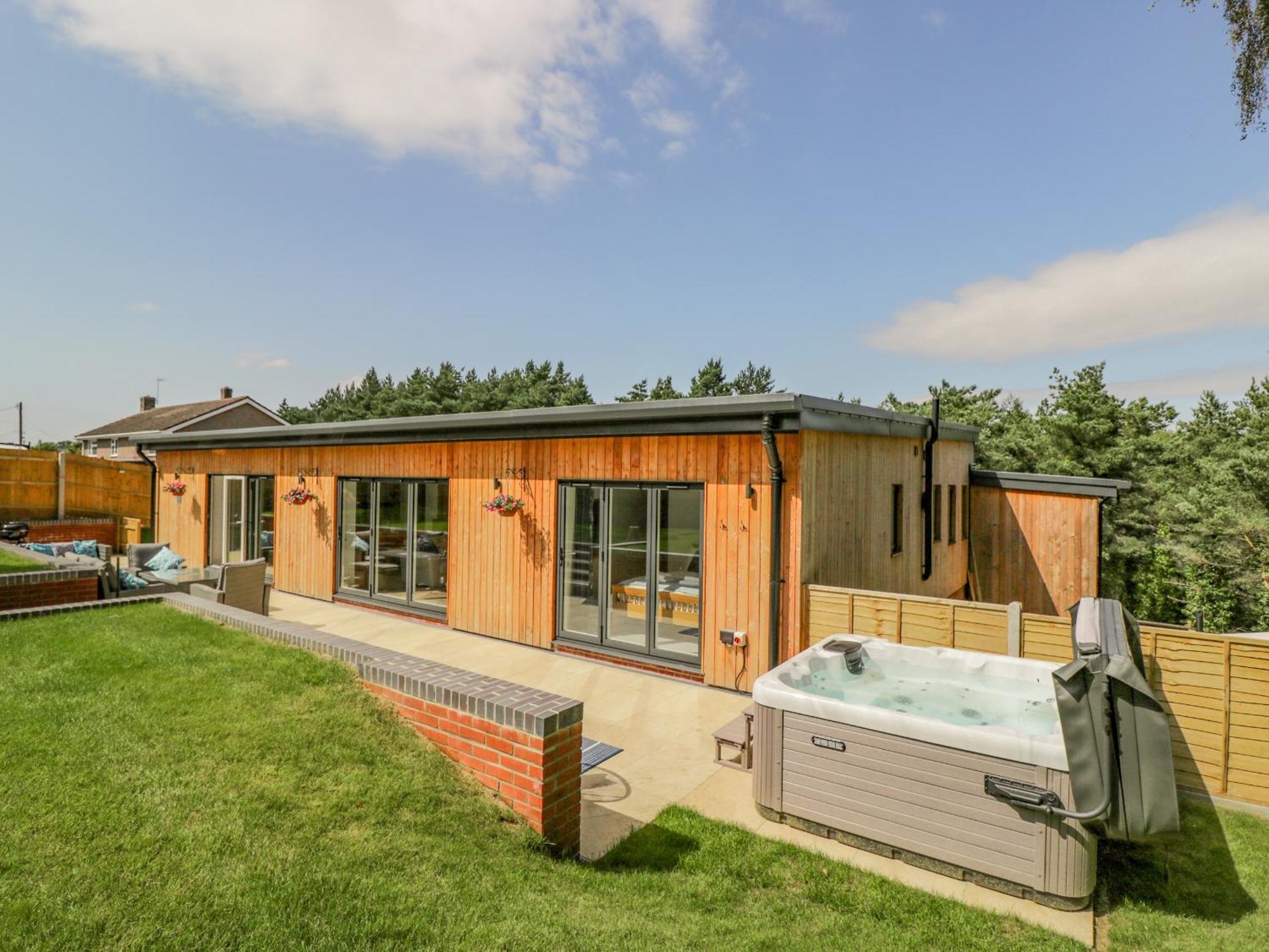 Villa The Barn Poole Esterno foto